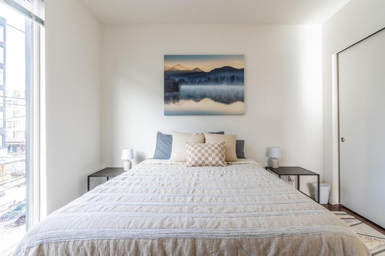 Close Downtown Modern Apartment - Pet Friendly, Wifi, Rooftop Views Seattle Extérieur photo