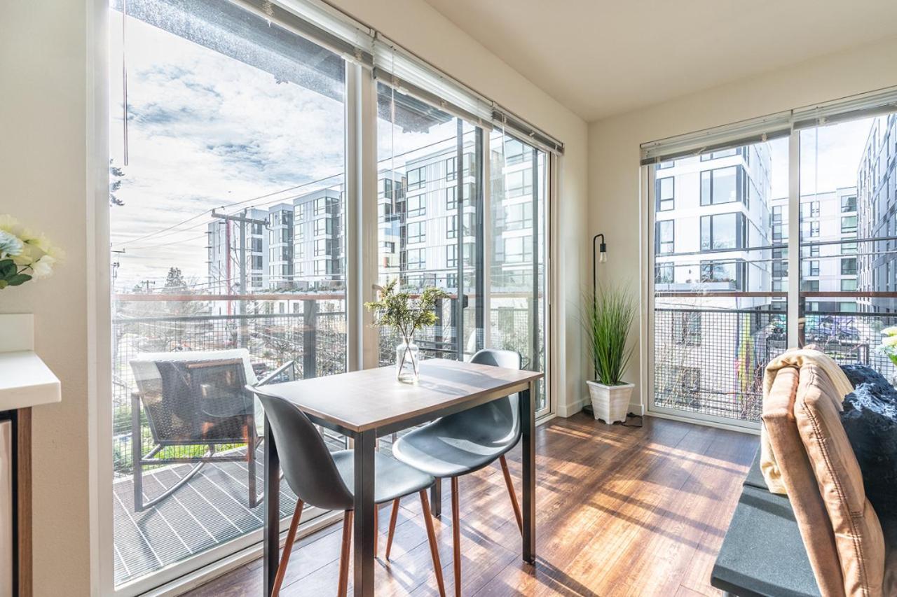 Close Downtown Modern Apartment - Pet Friendly, Wifi, Rooftop Views Seattle Extérieur photo